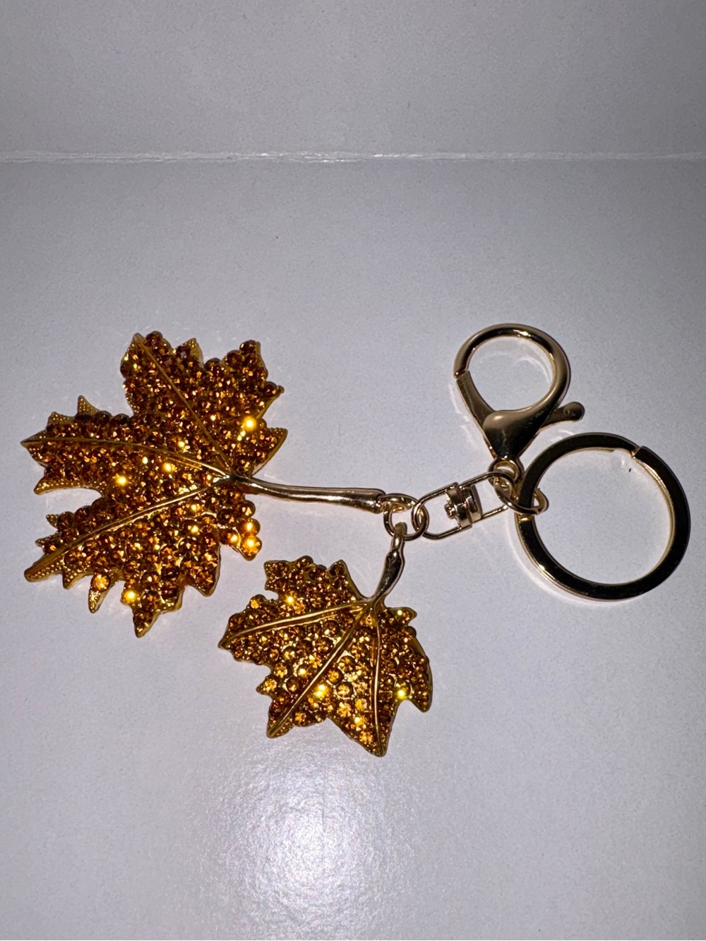 Golden Hour Maple Leaf Keychain - Sparkling Fall Accessory - Picture 3 of 7
